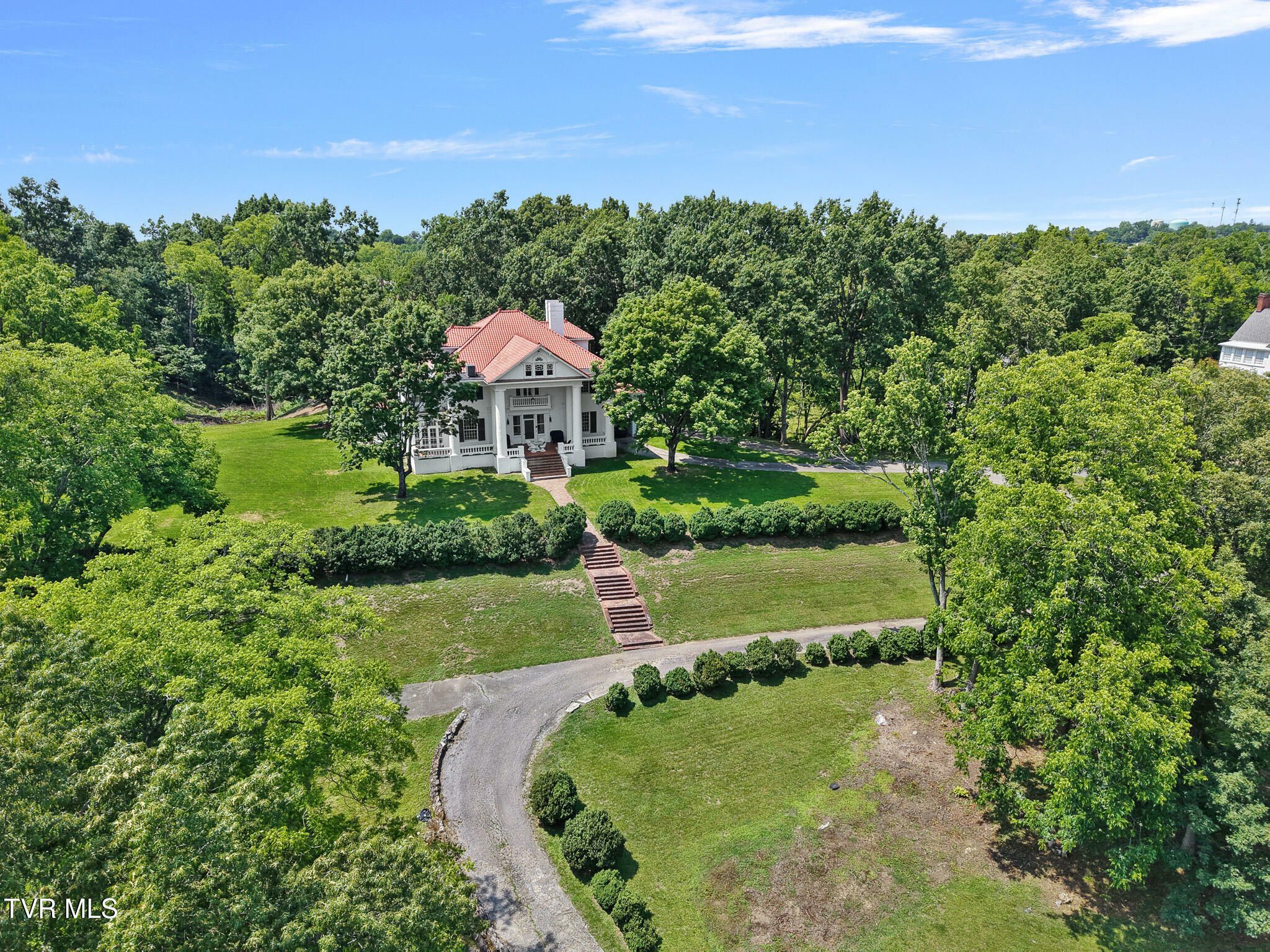 Property Photo: 412 South Main Street TN 37743