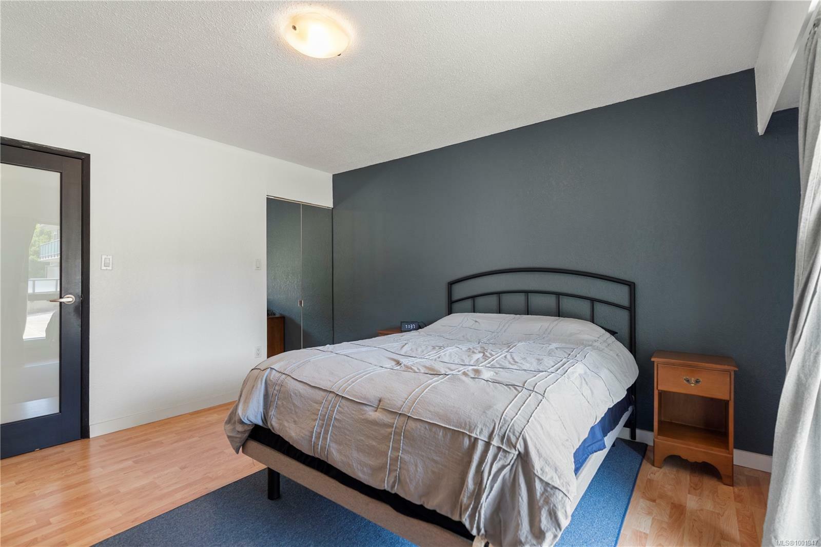 Property Photo: 1545 Pandora Ave 213 BC V8R 6R1