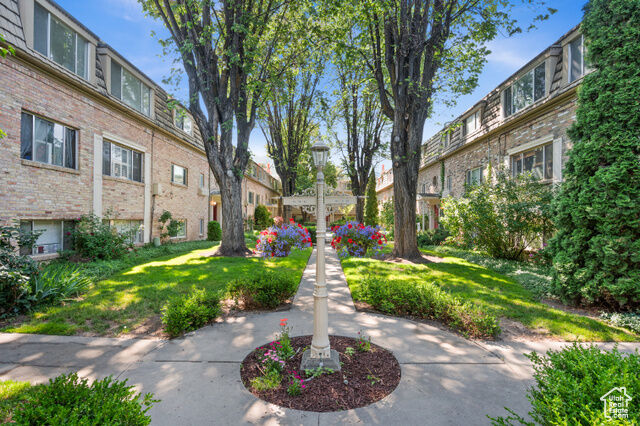 Property Photo:  2220 E Murray Holladay Rd 184  UT 84117 