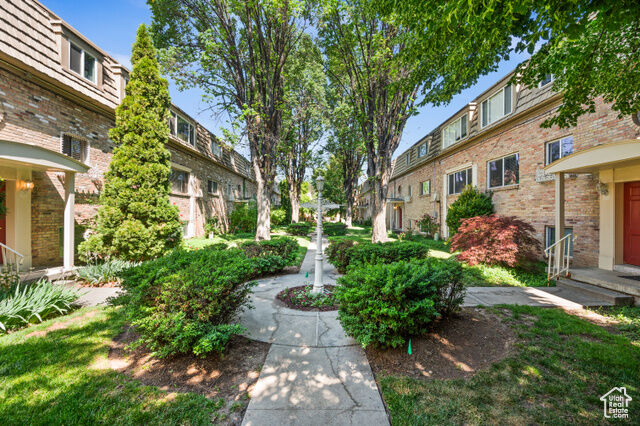 Property Photo: 2220 E Murray Holladay Rd 184 UT 84117