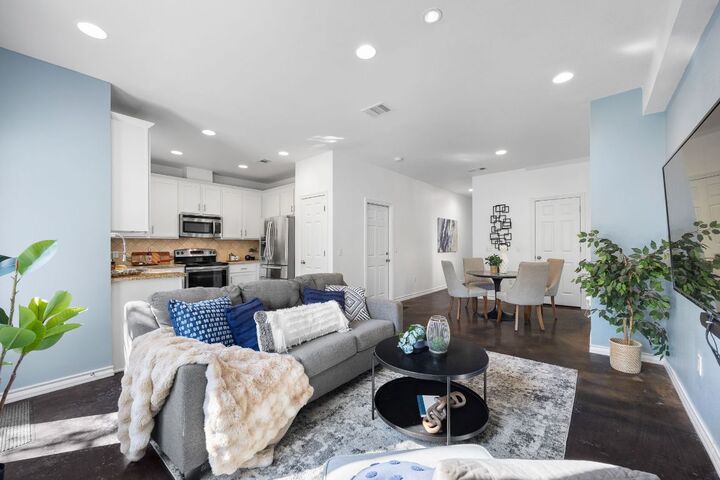 Property Photo: 3407 Banton Road A TX 78722