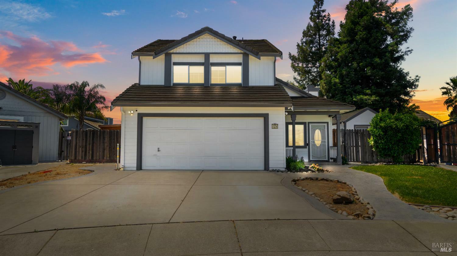 Property Photo: 124 Robin Court CA 95687