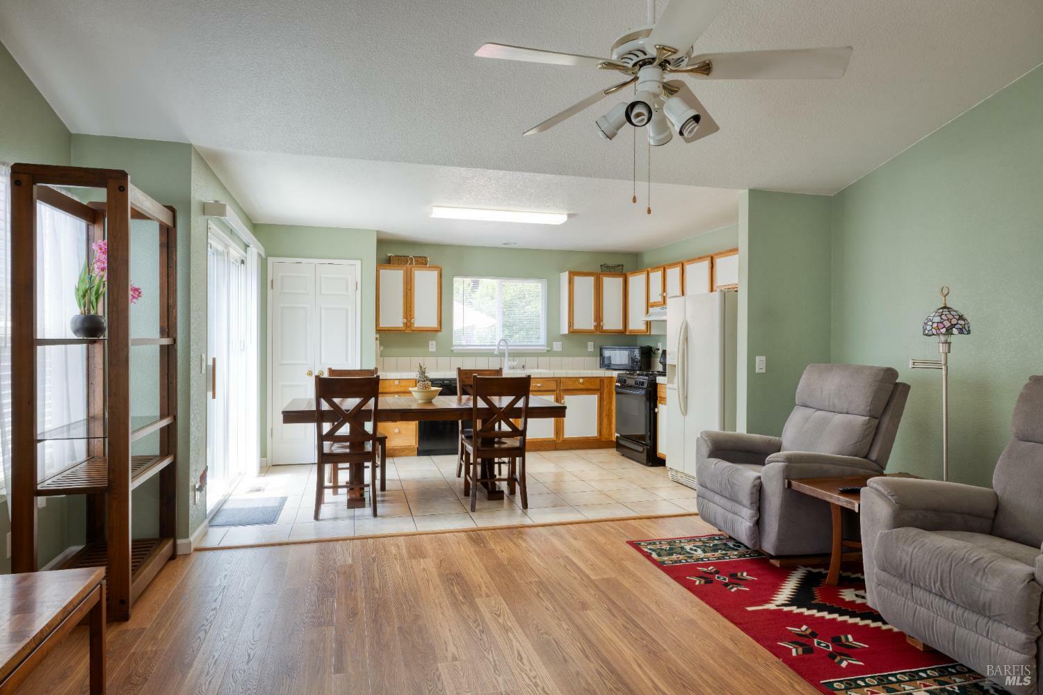 Property Photo:  355 Sugar Maple Lane  CA 95492 