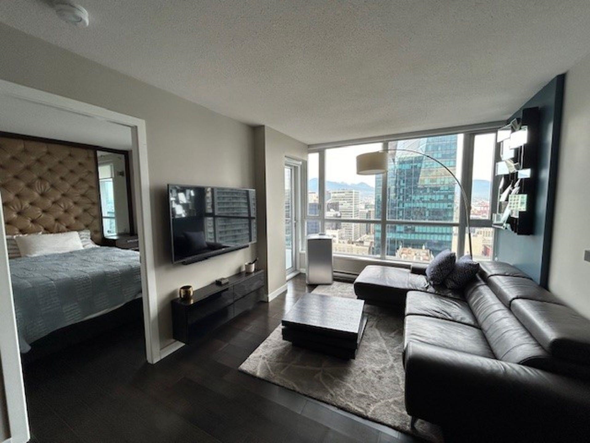 Property Photo: 833 Seymour Street 3001 BC V6B 3L4