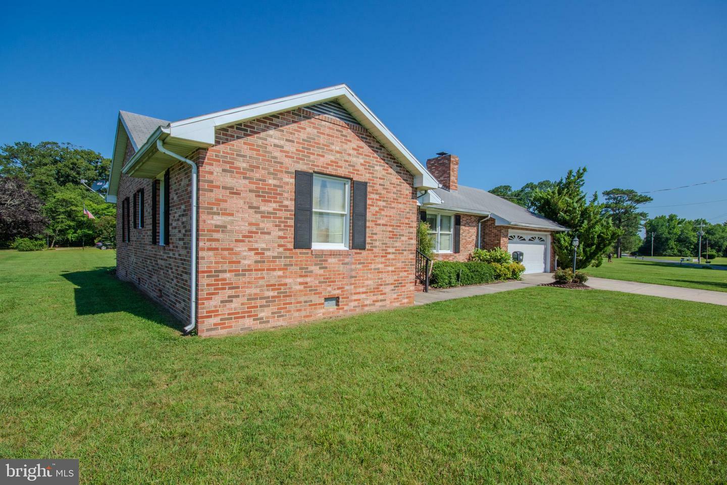 Property Photo: 350 Tilghman Road MD 21804