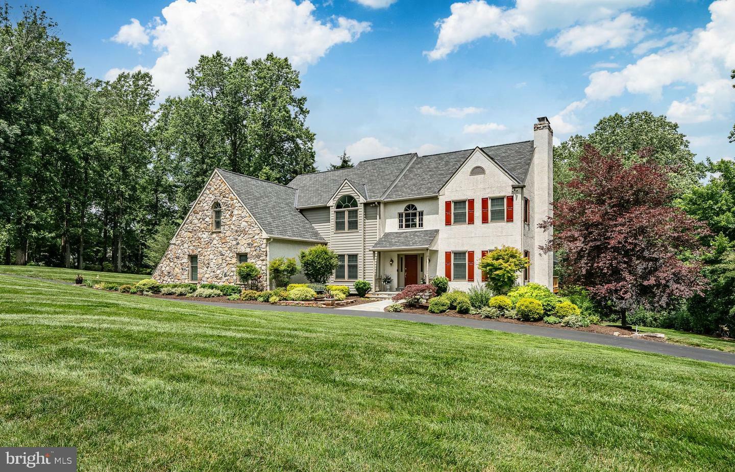 Property Photo: 1217 Tullamore Circle PA 19425