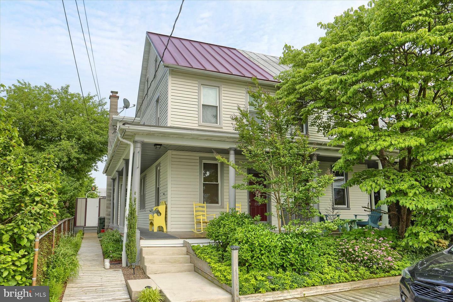Property Photo: 1311 Church Street PA 17543