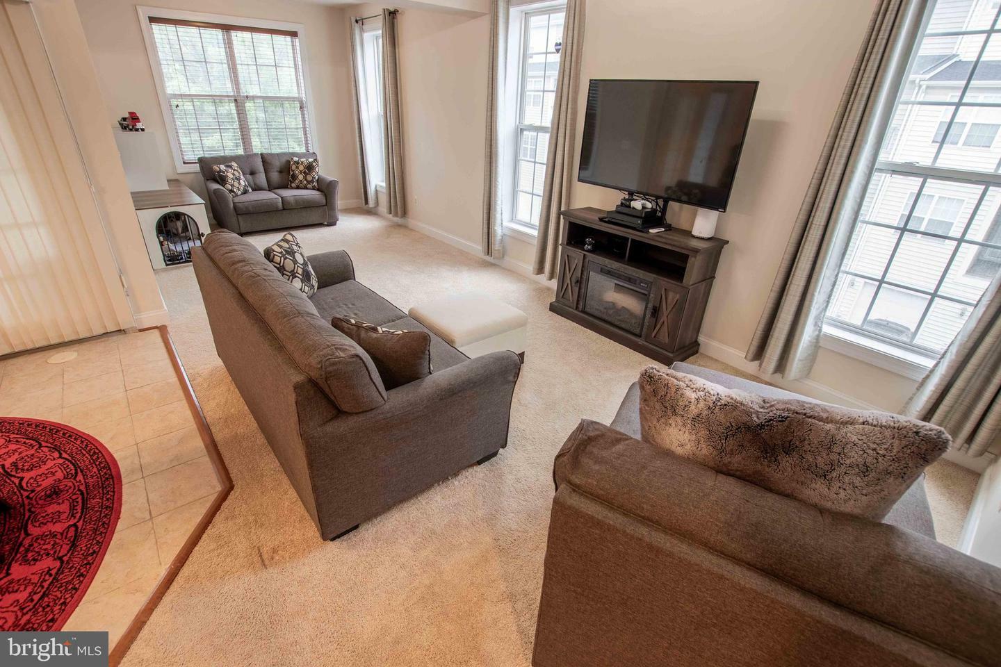 Property Photo:  2262 Margraf Circle  VA 22191 
