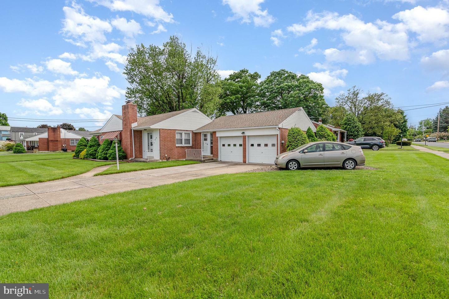 Property Photo: 910 S 30th Street PA 17011