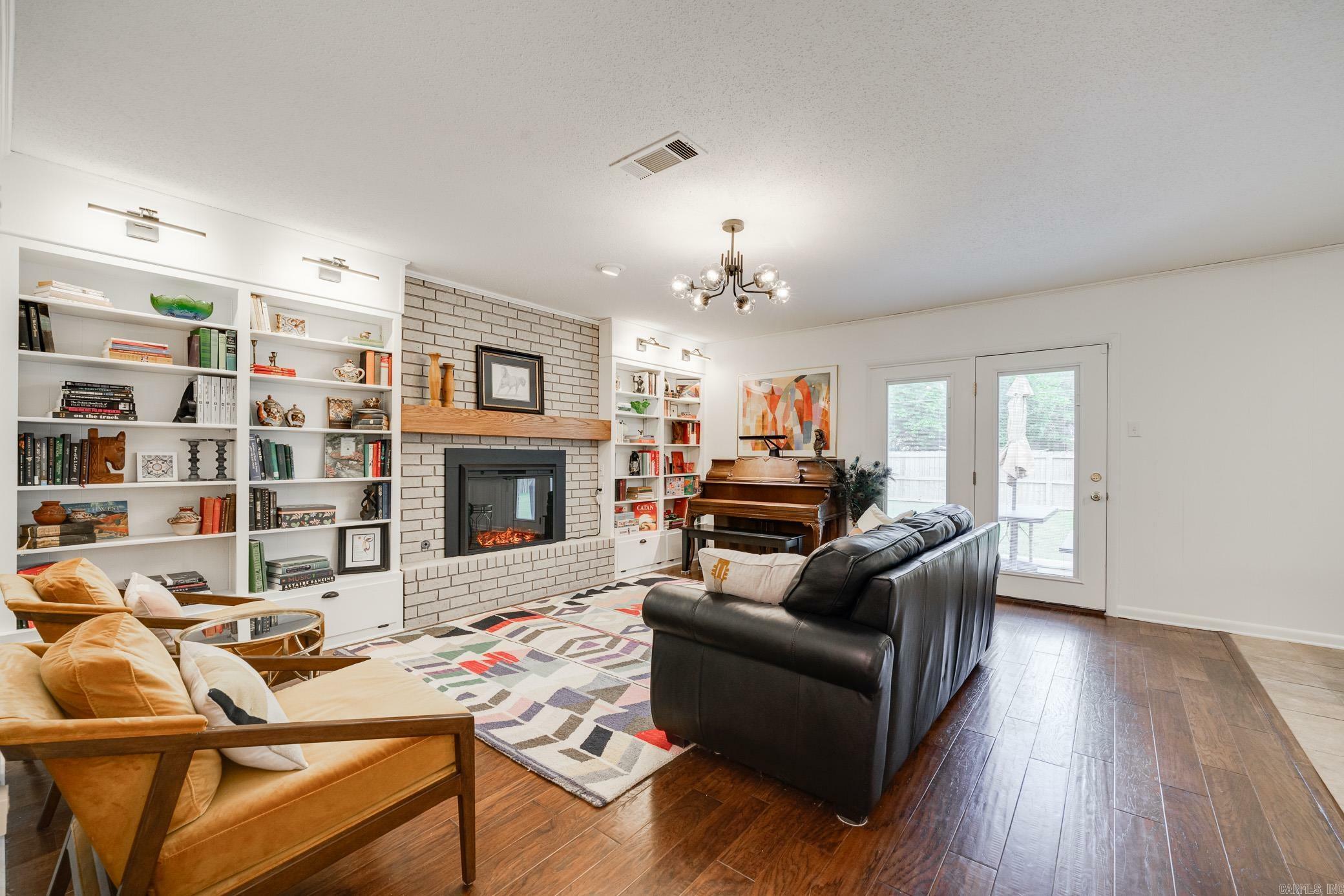 Property Photo:  14 Water Oak  AR 72034 