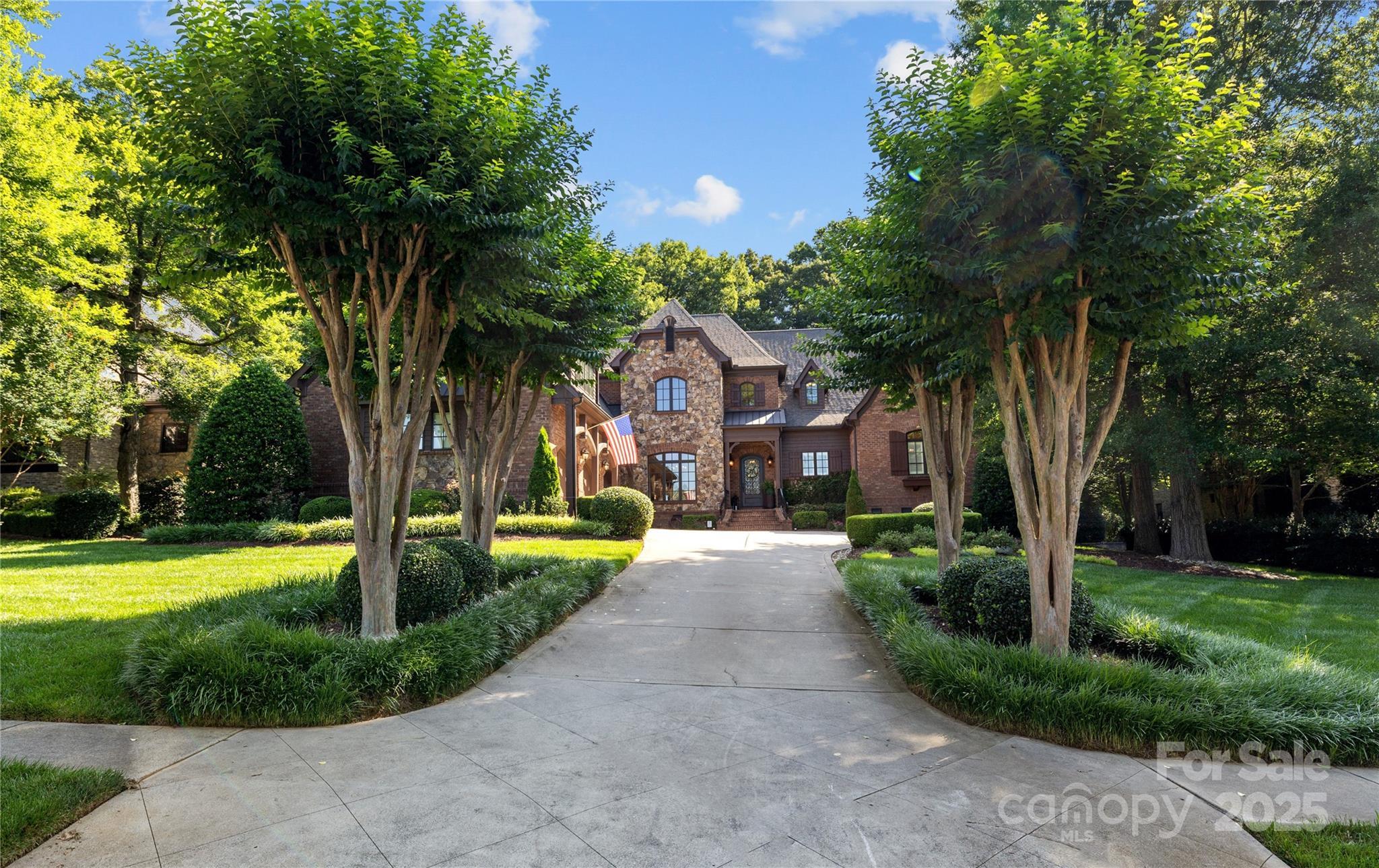 Property Photo: 617 Beauhaven Lane NC 28173