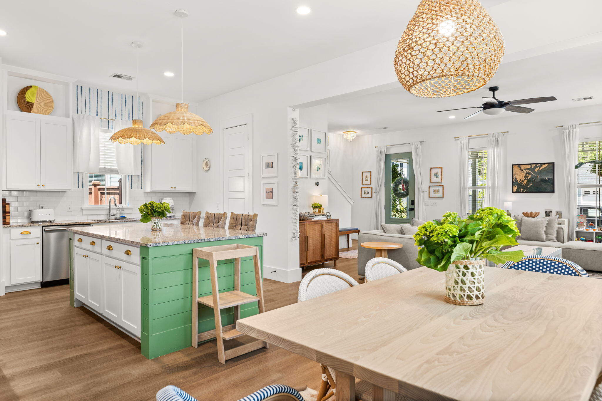 Property Photo: 383 Oak Park Street SC 29486