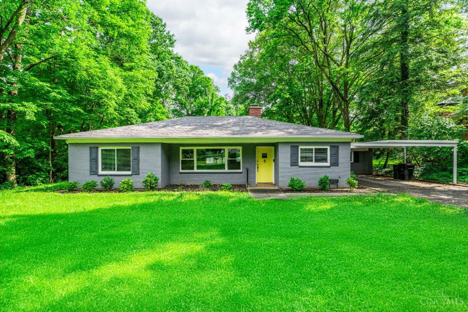 Property Photo: 3927 Woodford OH 45213