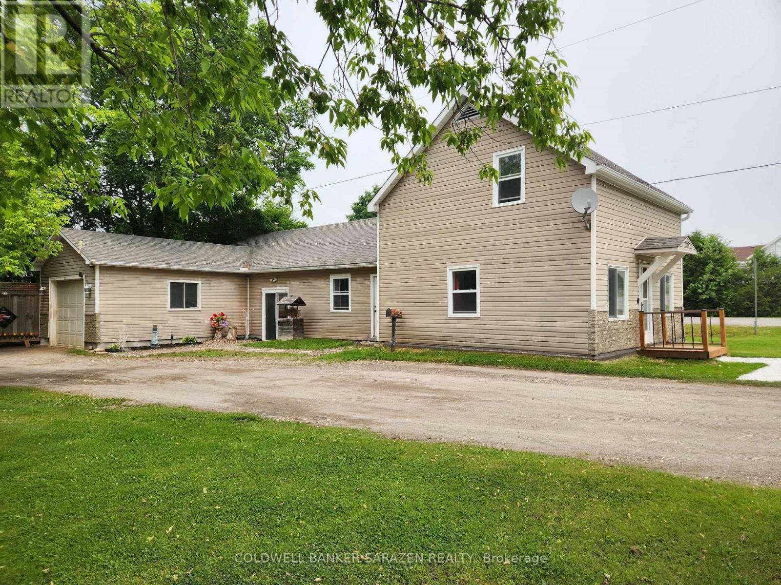 Property Photo: 215 Division Street South ON K7S 3C7