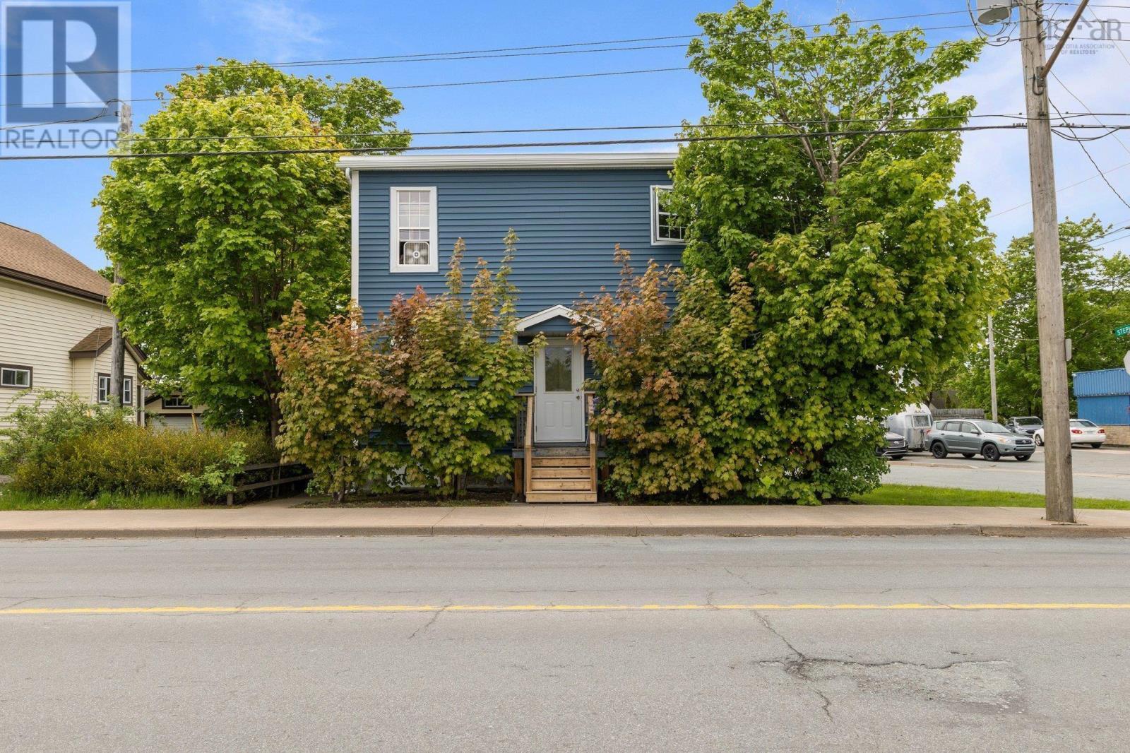 Property Photo:  204 Pleasant Street  NS B2Y 3R6 