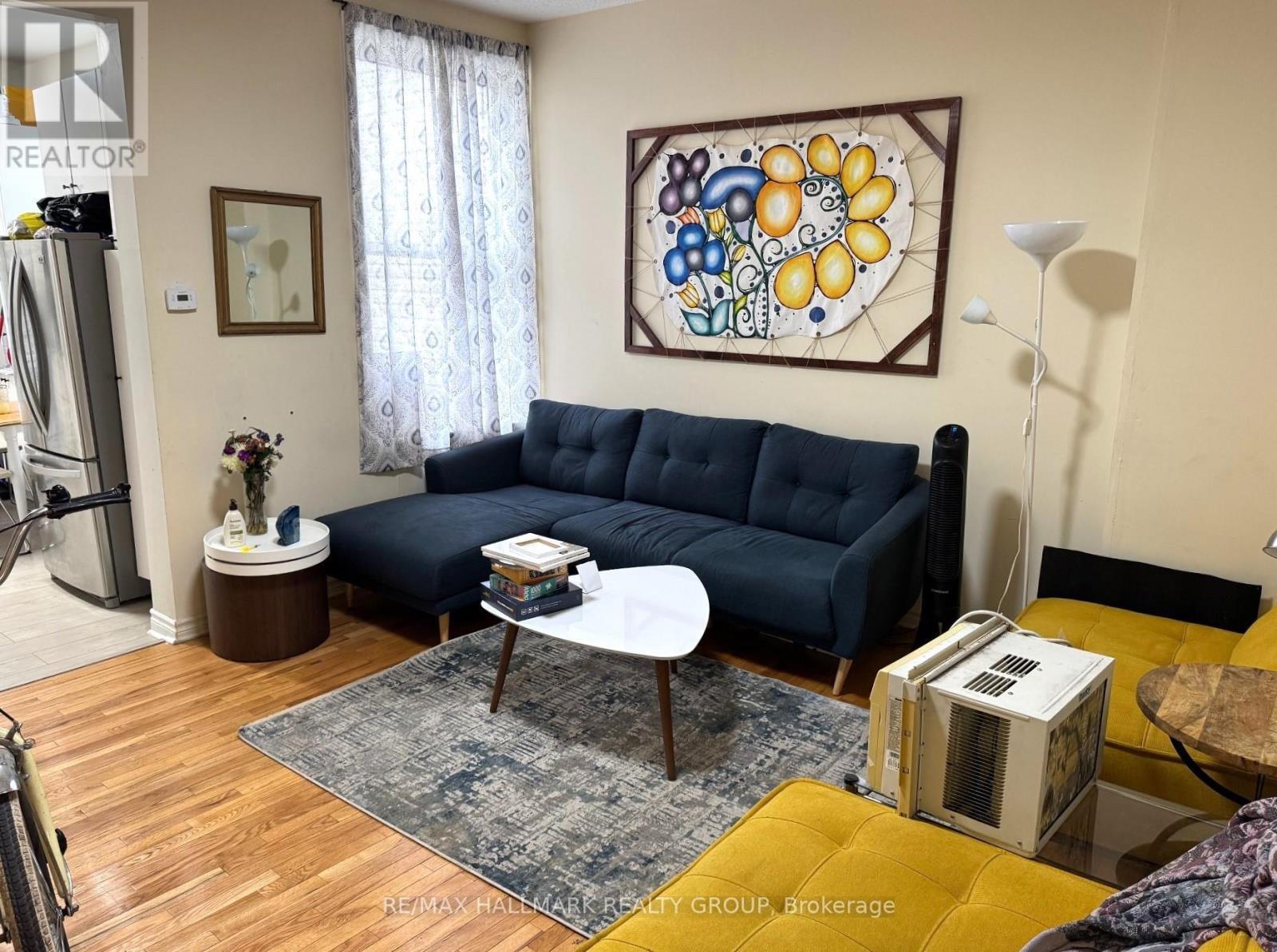 Property Photo: 478 Cumberland Street ON K1N 7J9