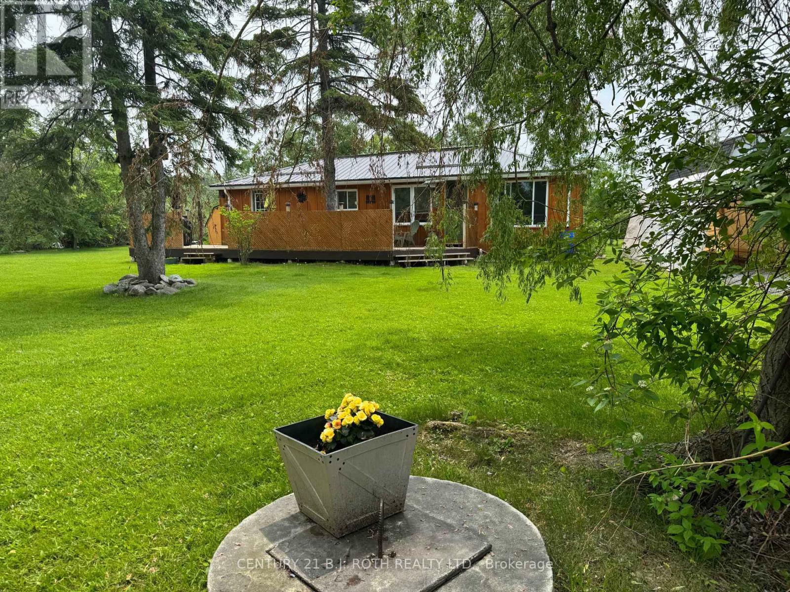 Property Photo: 68 Driftwood Shores Road ON K0M 2B0