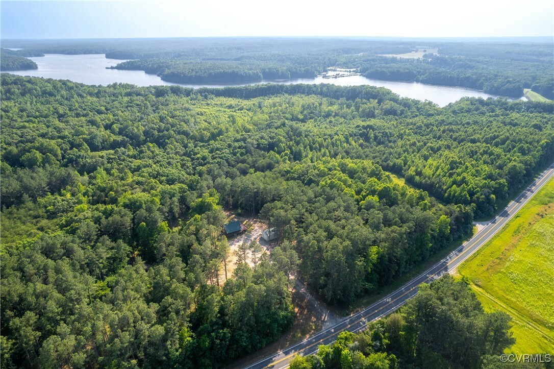 Property Photo: 8570 Farmville Road VA 23901