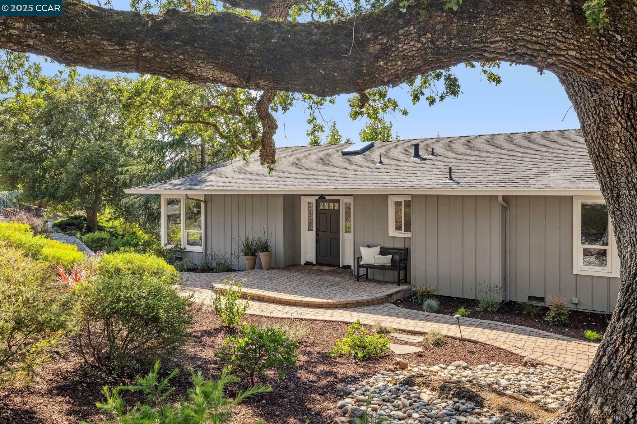 Property Photo: 561 Morecroft Road CA 94549