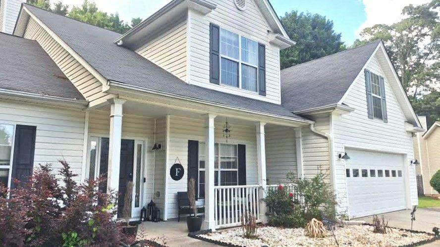Property Photo: 1245 Cedar Oak Lane GA 30043