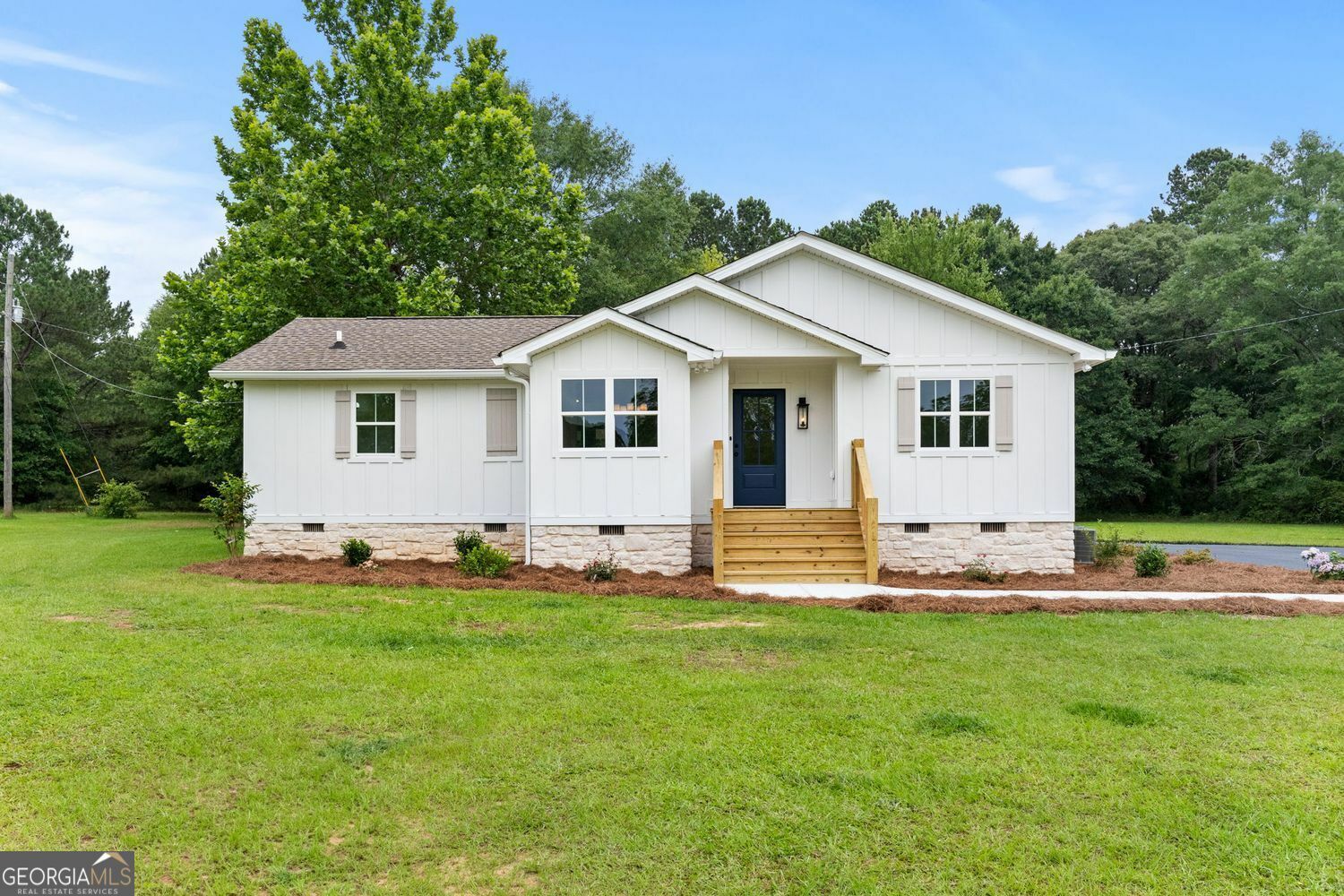 Property Photo:  134 Mathews Road  GA 30257 