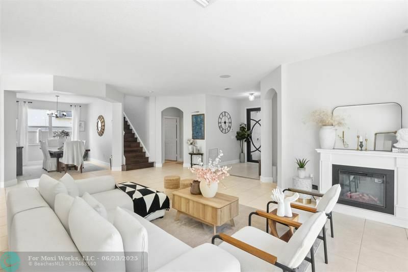 Property Photo: 5382 SW 158th Ave FL 33027