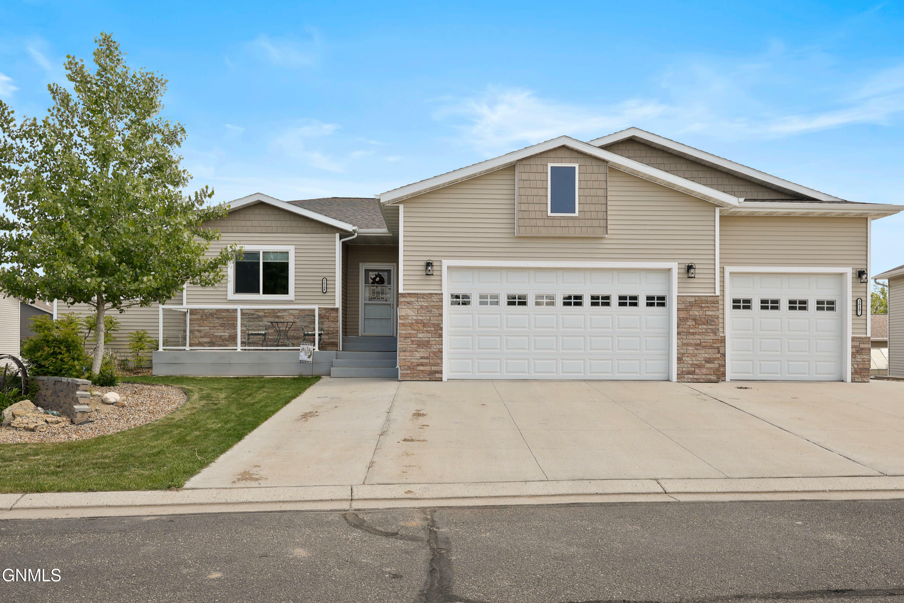 3619 Augusta Place  Bismarck ND 58503 photo