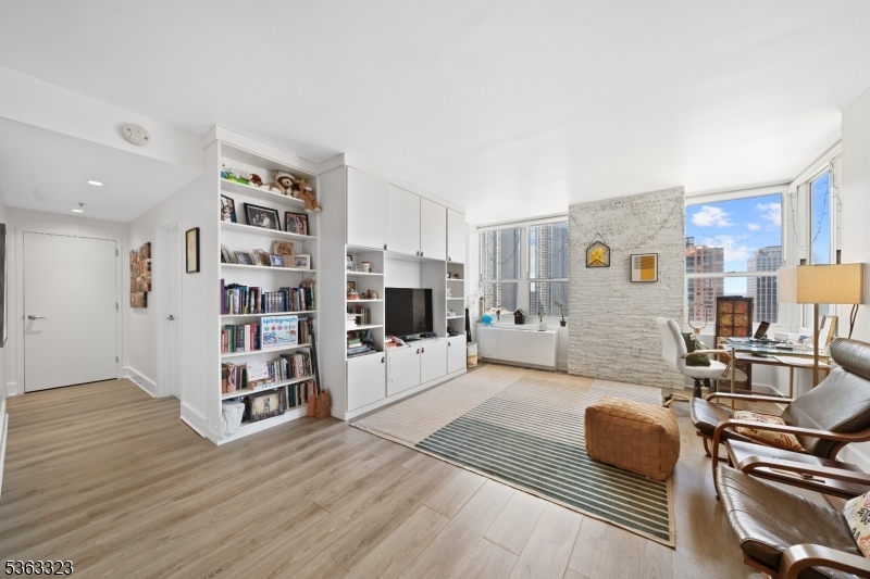 Property Photo: 88 Morgan St 2701 NJ 07302