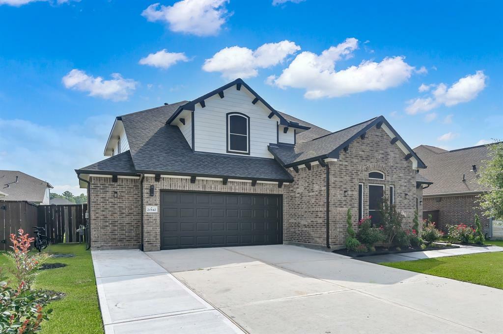 Property Photo: 20142 Bushwick Falls Drive TX 77316