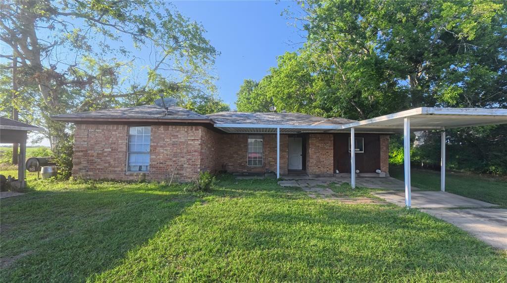 Property Photo: 509 Hubbards Ferry Road TX 77434