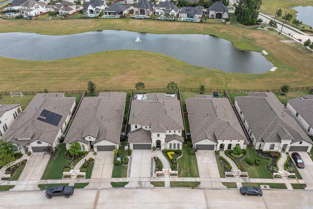 Property Photo: 4516 Woodland Bend Court TX 77386