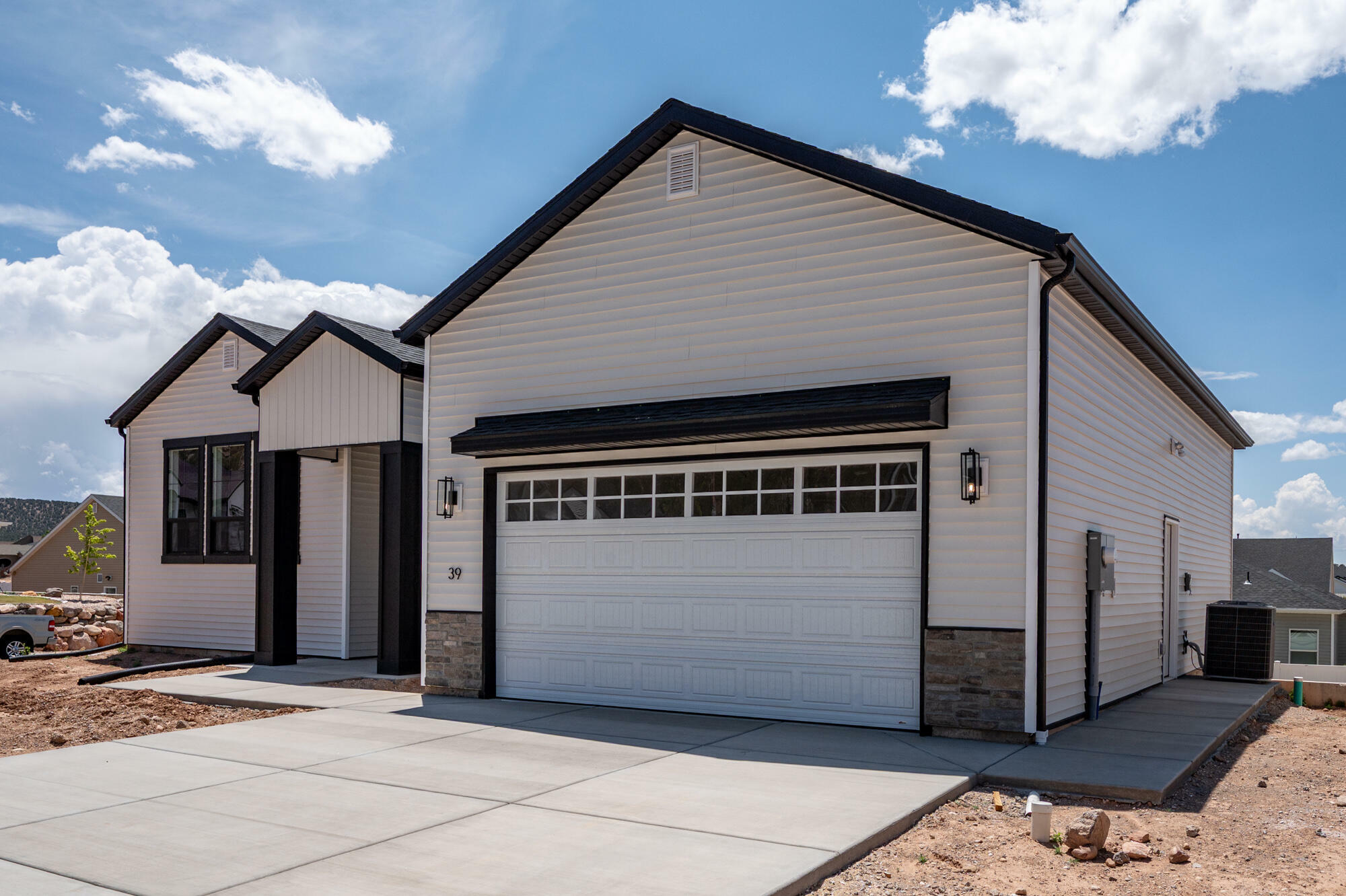 Property Photo: 39 N Strathmore Ln (Lot 17 Phs 4 Crescent Hills) UT 84720