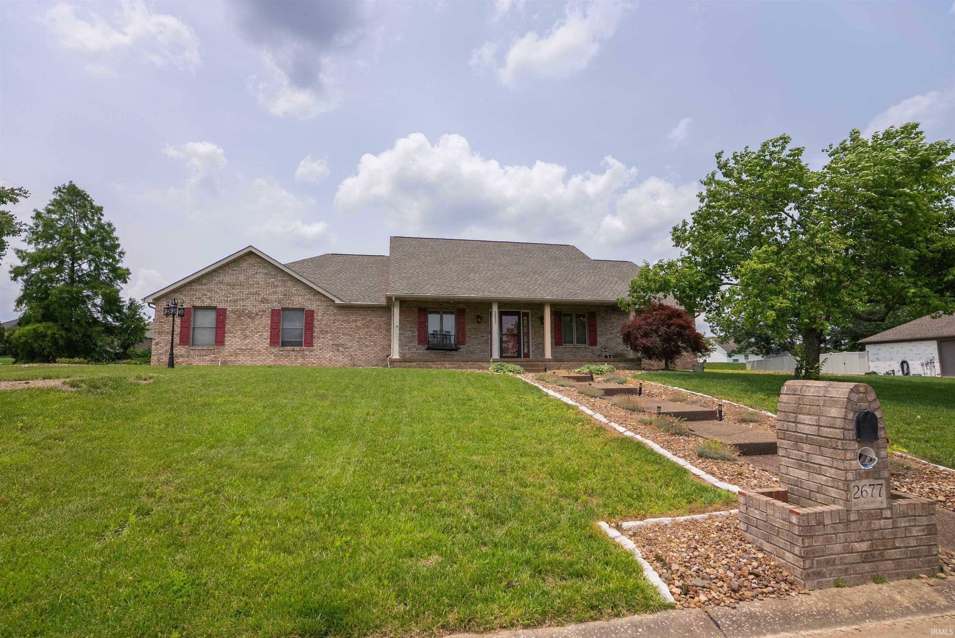 Property Photo:  2677 Briarcliff Drive  IN 47630 