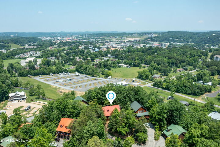 3529 Peggy Lane  Pigeon Forge TN 37863 photo