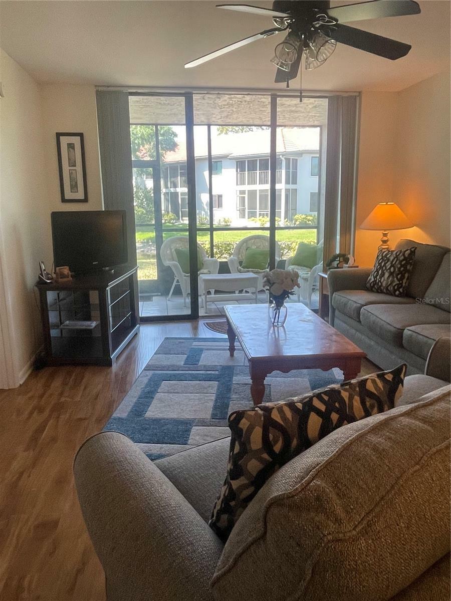 Property Photo: 4520 47th Avenue W 103 FL 34210