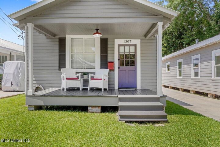 Property Photo: 1309 Bowen Avenue MS 39564