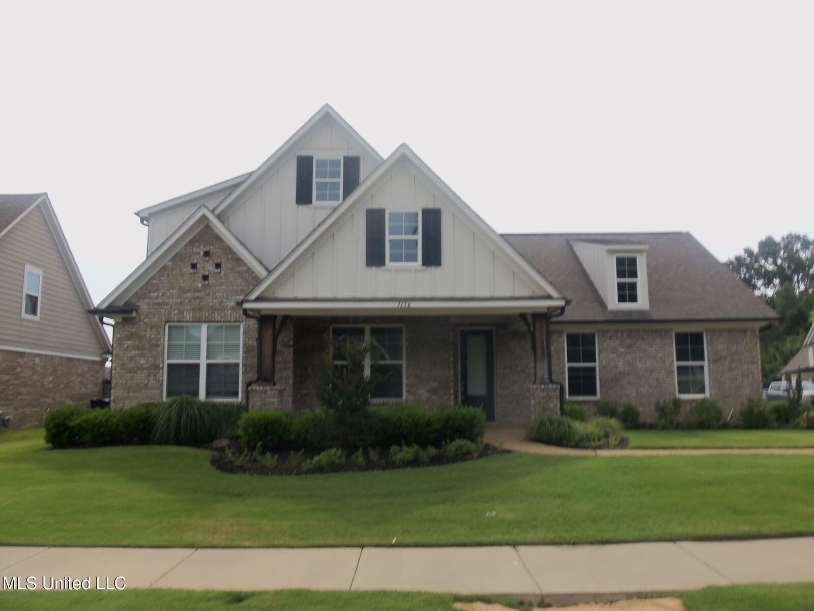 Property Photo:  7156 Edgewater Drive  MS 38654 