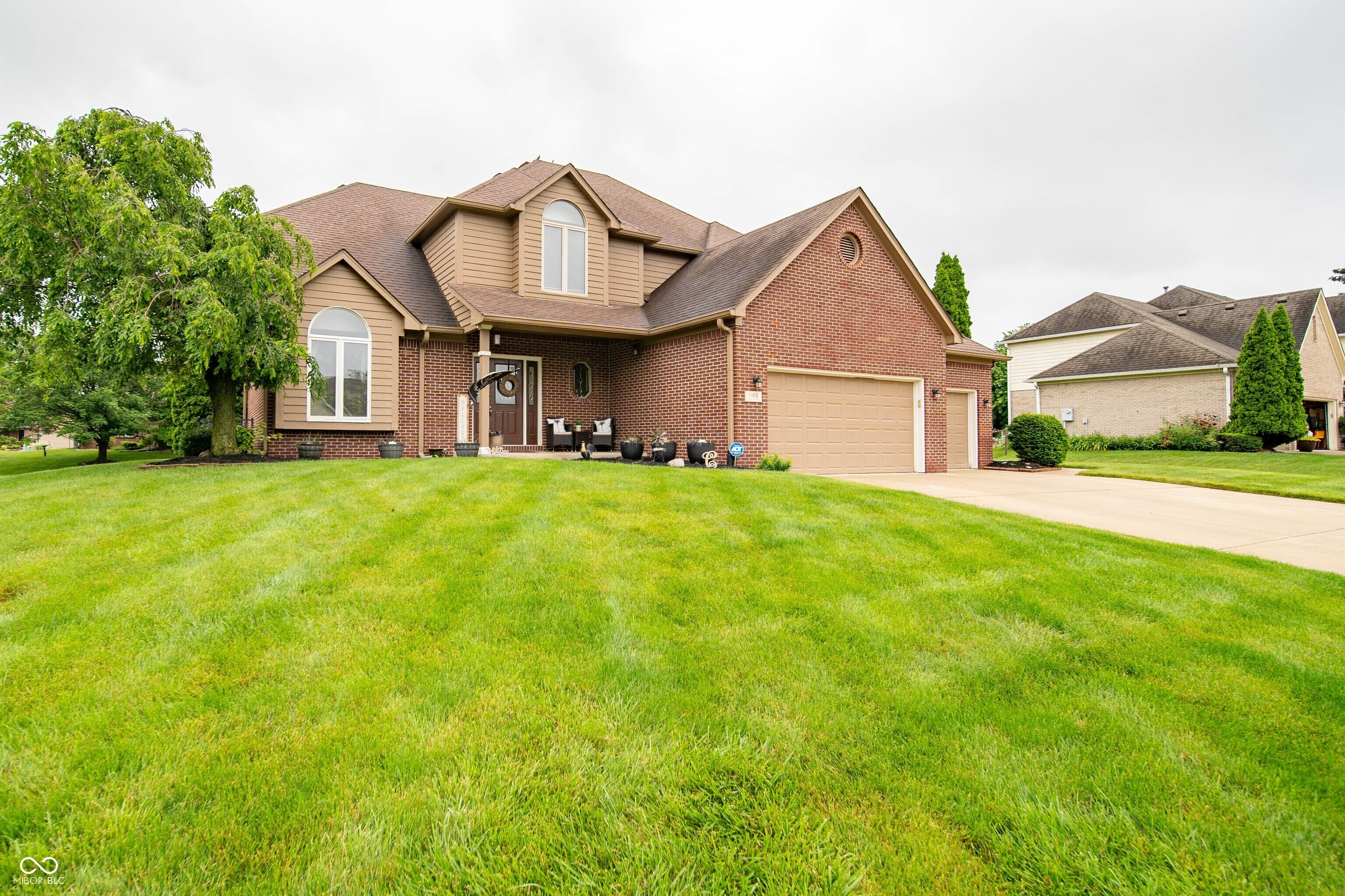Property Photo:  1145 Forest Commons Drive  IN 46123 