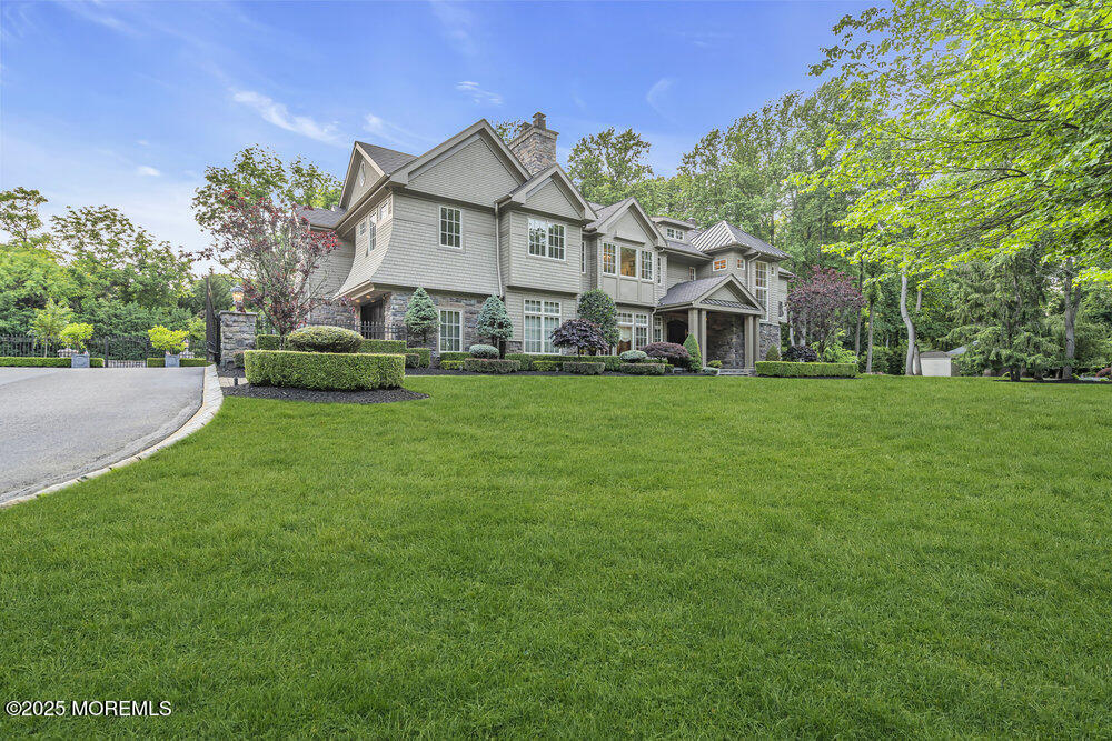23 Pilgrim Way  Colts Neck NJ 07722 photo