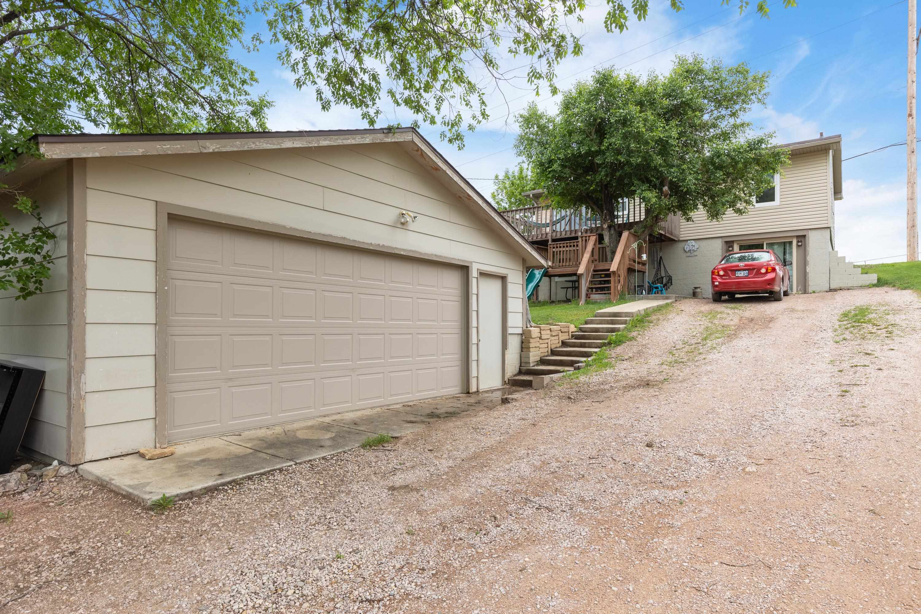 Property Photo: 218 Oakland Street SD 57701