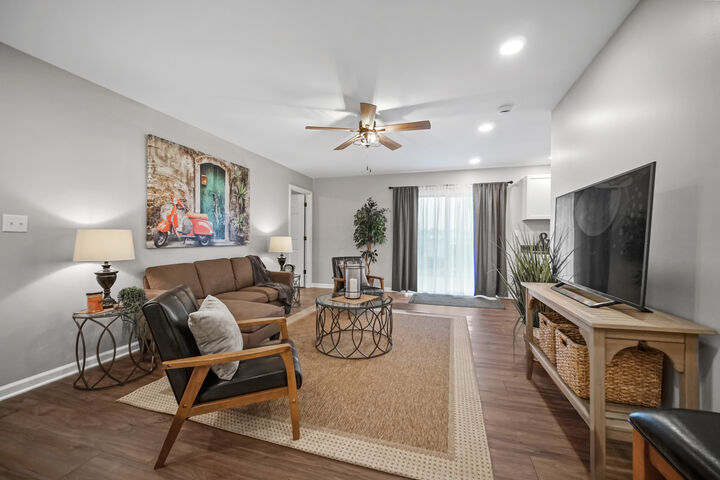 Property Photo: 6441 E Flora Street IL 60901