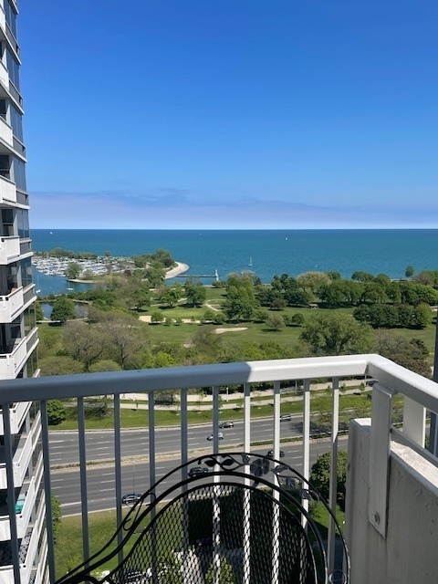 Property Photo: 4250 N Marine Drive 2329 IL 60613