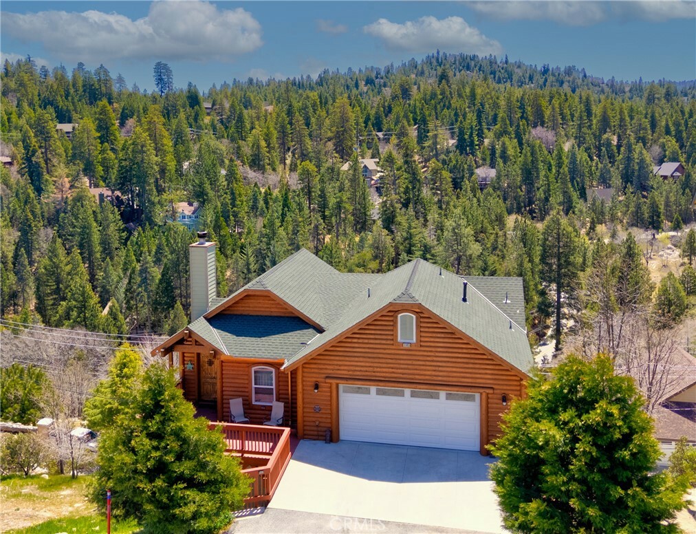 Property Photo: 26855 Inyo Court CA 92352