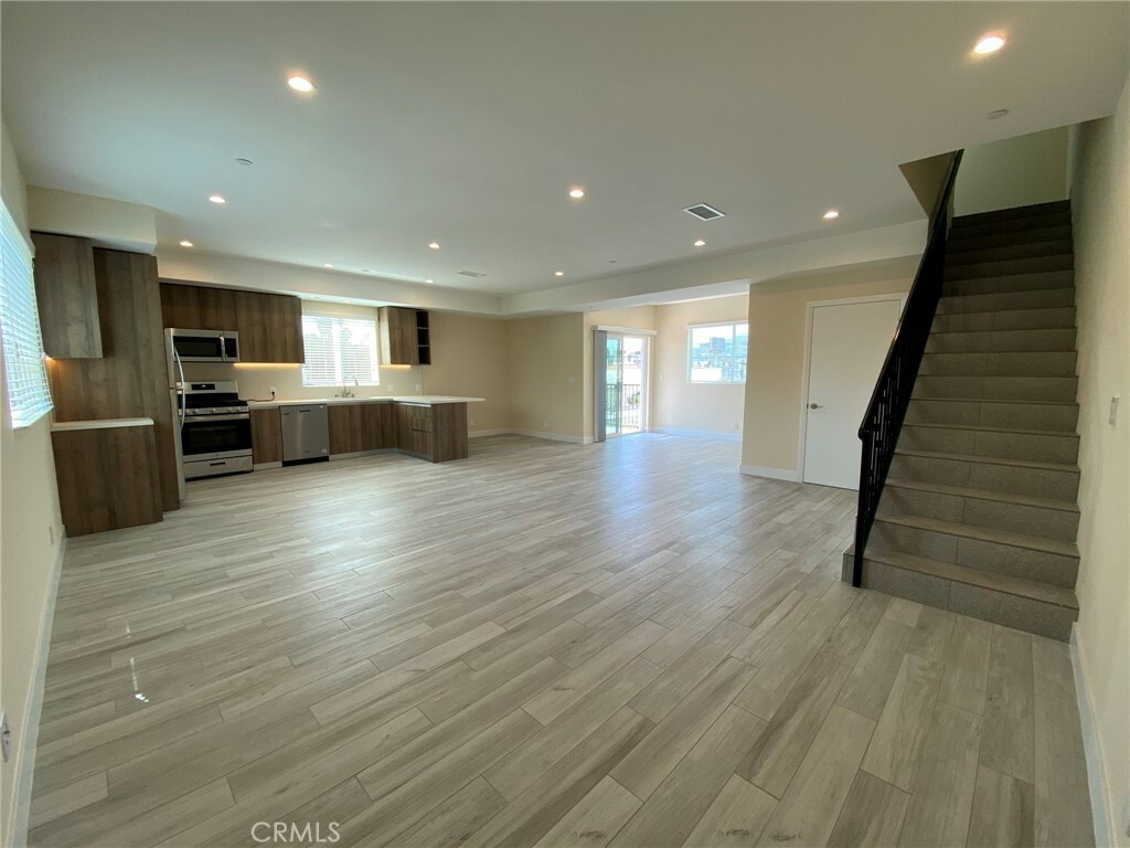 Property Photo: 3042 Atwater Avenue 1 CA 90039