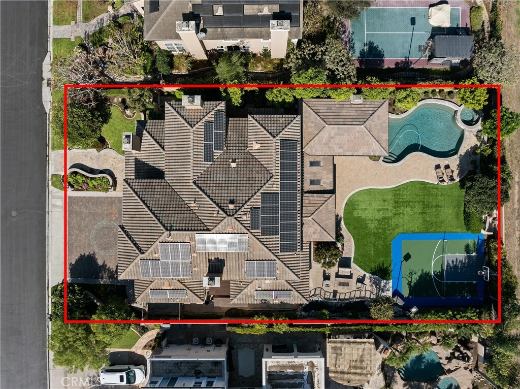 Property Photo: 18912 Rockinghorse Lane CA 92648