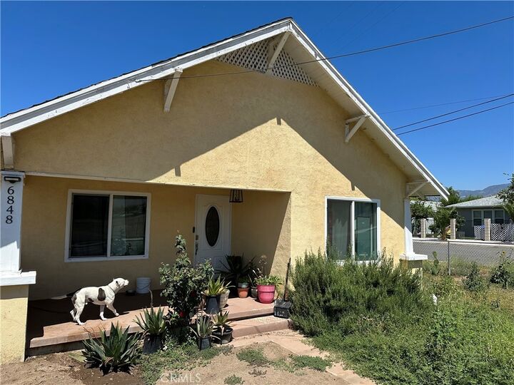 6848 Victoria Avenue  Highland CA 92346 photo