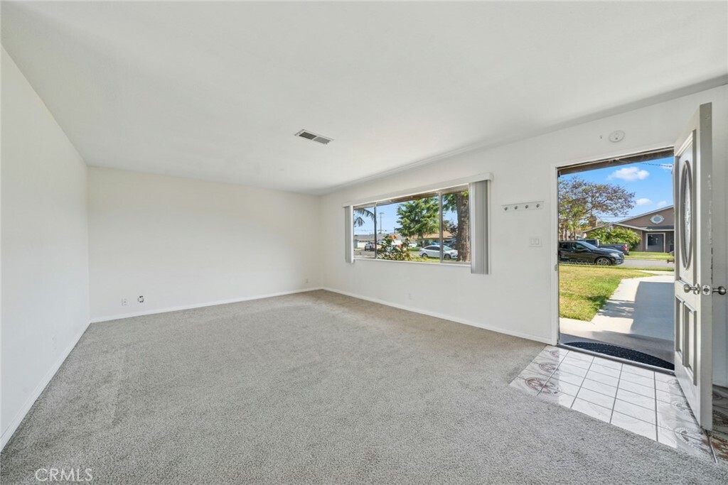 Property Photo: 5931 Frontier Circle CA 92647