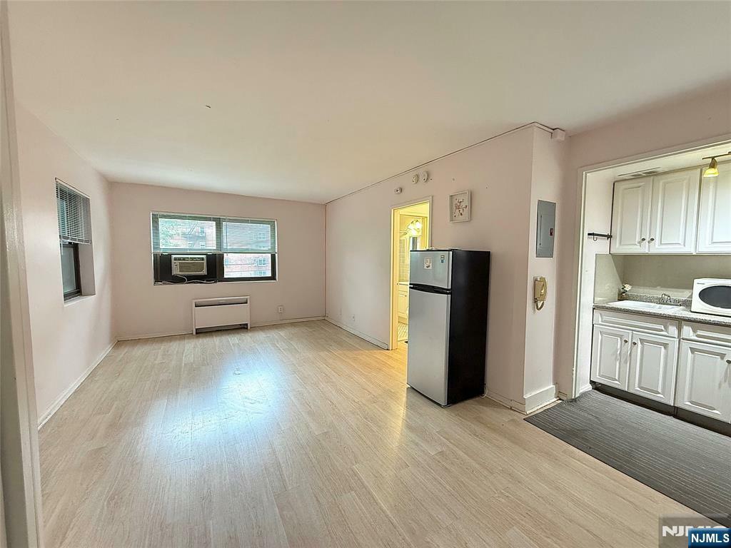 Property Photo: 401 Park Place 2H NJ 07024