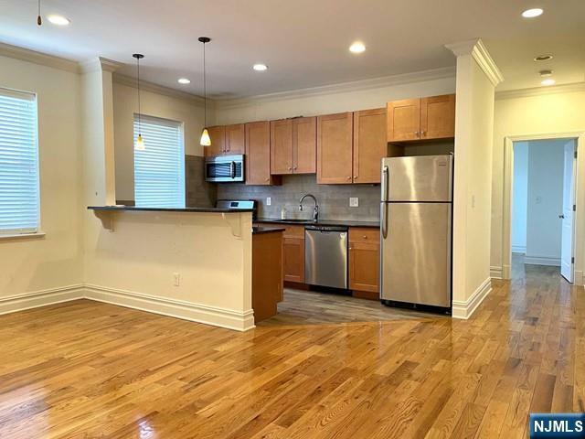 Property Photo:  855 Broad Avenue 57  NJ 07657 