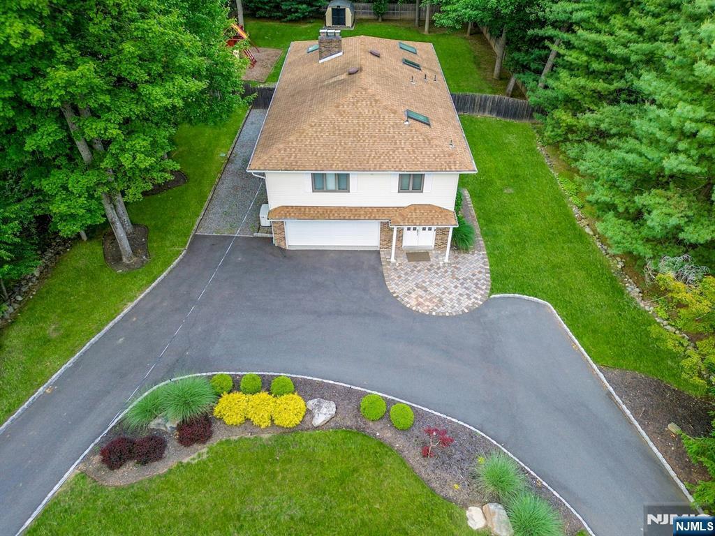 81 Locust Lane  Upper Saddle River NJ 07458 photo